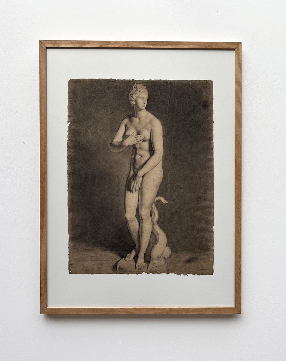 Nu Féminin, Grand Dessin Académique Au Fusain Représentant La Venus De Medicis – Fin XVIIIe-photo-2