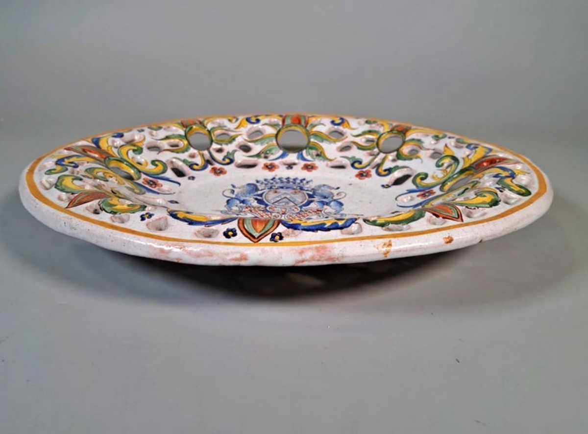 Plat Ovale En Faïence Française Du XVIIIe Siècle-photo-1
