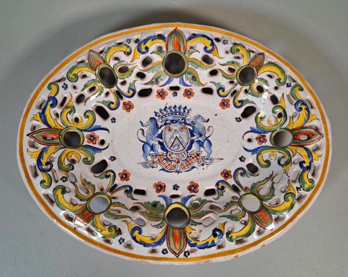 Plat Ovale En Faïence Française Du XVIIIe Siècle-photo-3