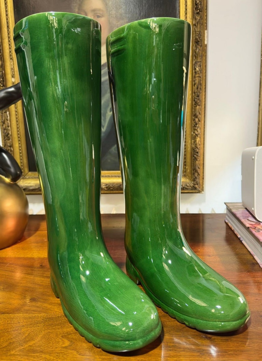 Paire De Vases « bottes » En Céramique Anglaise d'Origine Du XXe Siècle.-photo-2