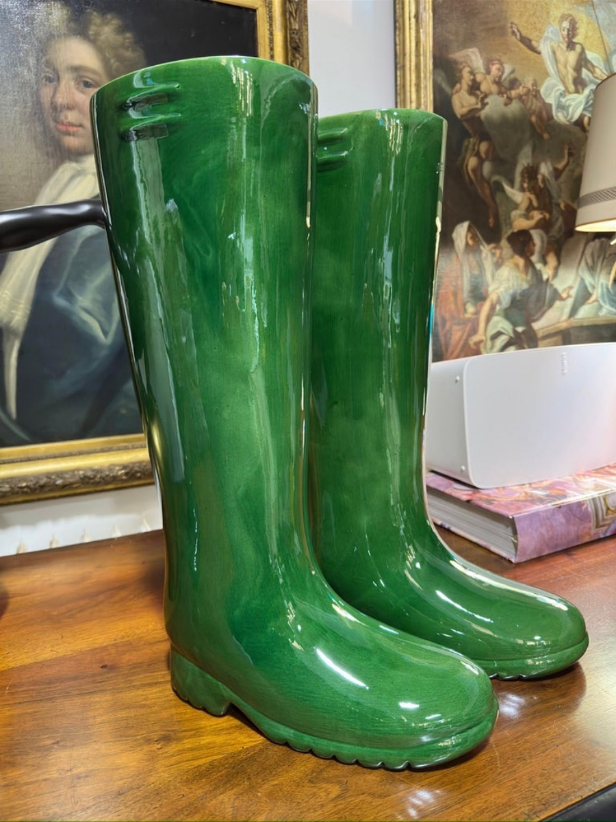 Paire De Vases « bottes » En Céramique Anglaise d'Origine Du XXe Siècle.-photo-3