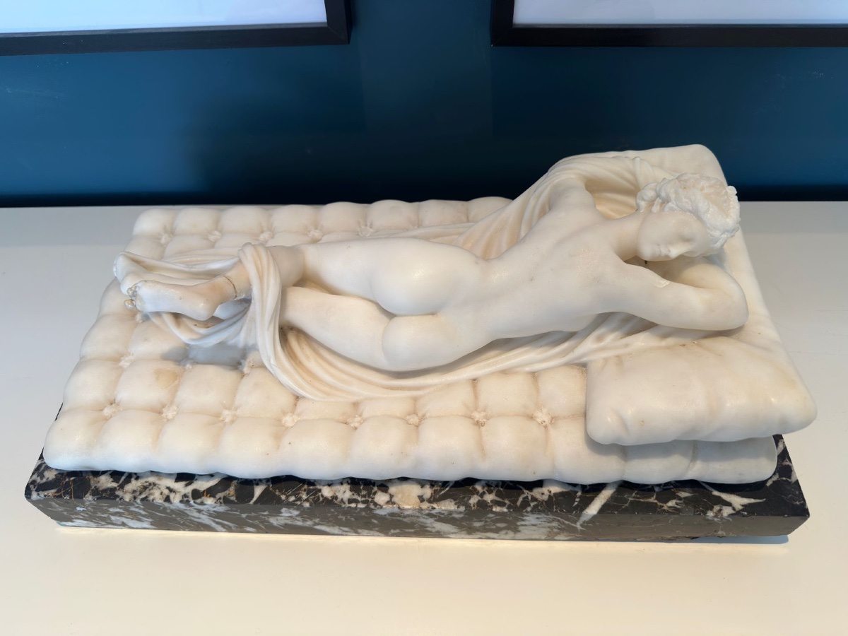 "hermaphrodite" Sculpture From The Italian School, 19th Century. Group In White Carrara Marble.-photo-2