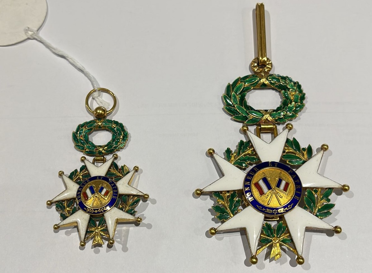 Two French Gold Insignia France, Third Republic (1870-1951), National Order Of The Legion -photo-3