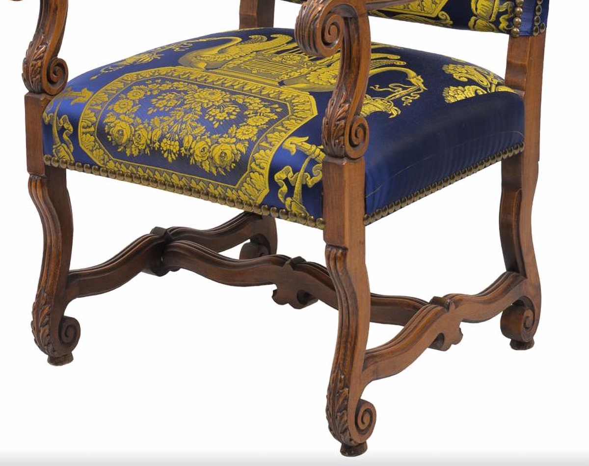 FABRICATION FRANÇAISE DU XIXE SIÈCLE Fauteuil de Bureau en Noyer-photo-4