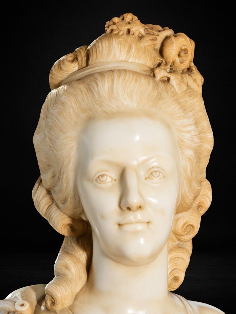  Bust Of Marie Antoinette. Late 18th Century, Carrara Marble-photo-2