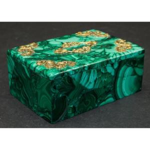 Jeweler, Russia, Circa 1900. Materials: Malachite, 875/000 Silver Mount Plated With Gold.