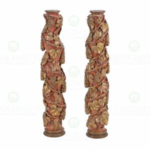 PAIRE DE COLONNES BAROQUES PORTUGAISES, XVIIe siècle. H : 107 cm