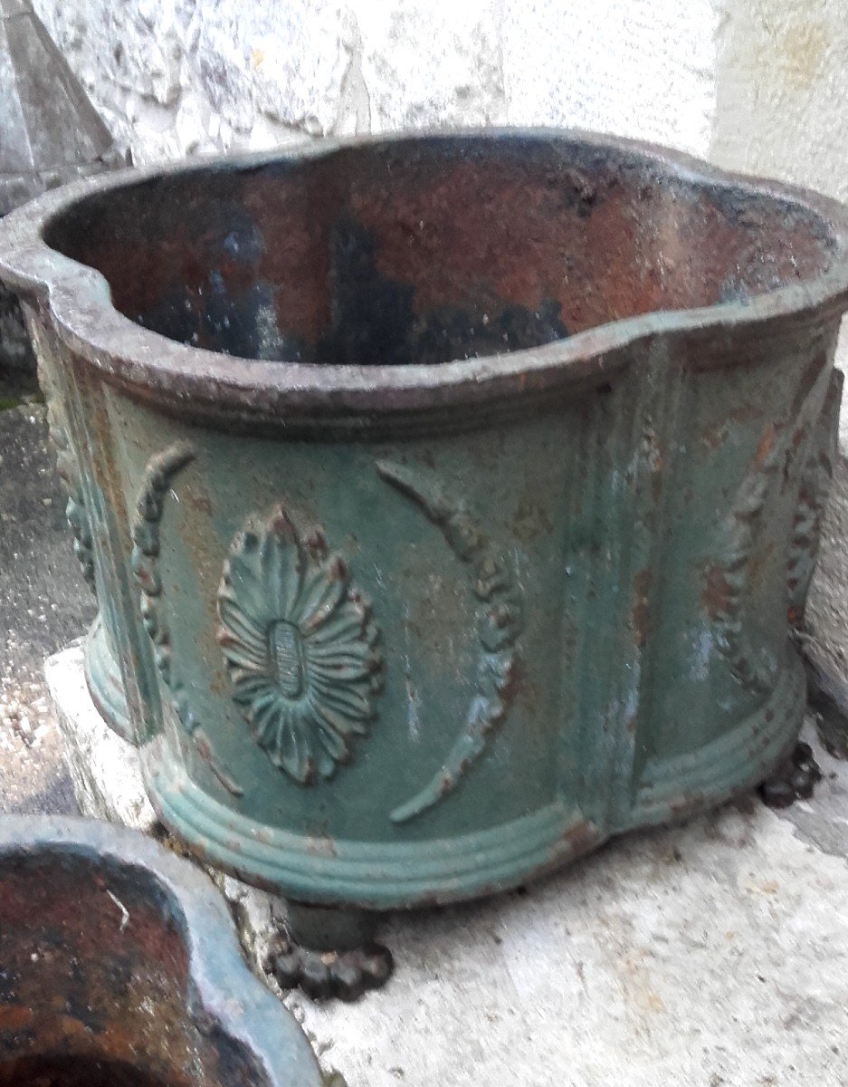 Ancien Duo De Jardinières Quadrilobé En Fonte De Fer-photo-4