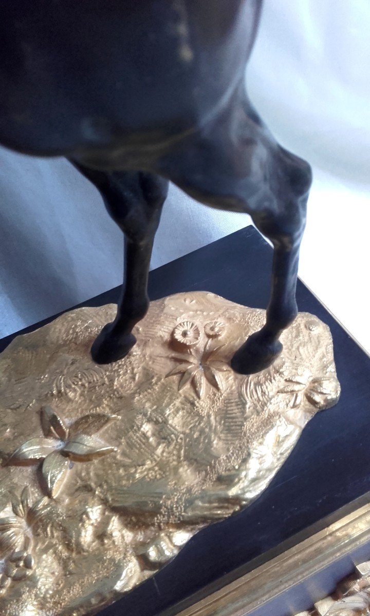Beautiful Charles X Jockey On His Horse Clock In Gilt Bronze And Black Patina 59 Cm-photo-4