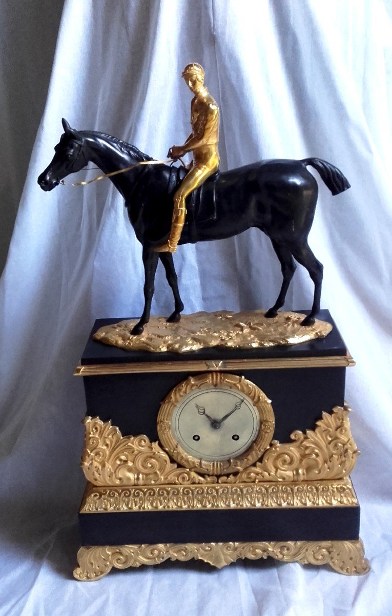 Beautiful Charles X Jockey On His Horse Clock In Gilt Bronze And Black Patina 59 Cm