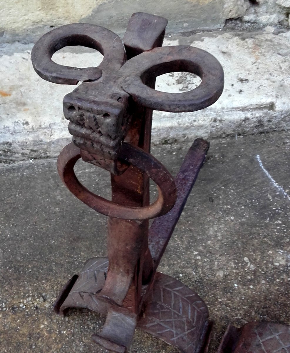XVII Forte et grande paire  chenets a tête de bélier H 81 cm-photo-7