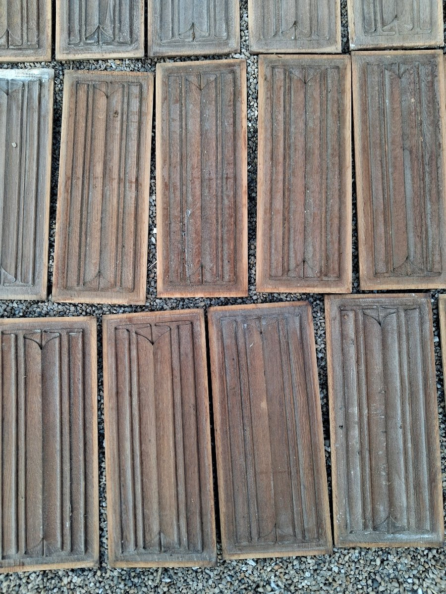 Extensive Set Of 78 Oak Napkin Fold Panels-photo-4
