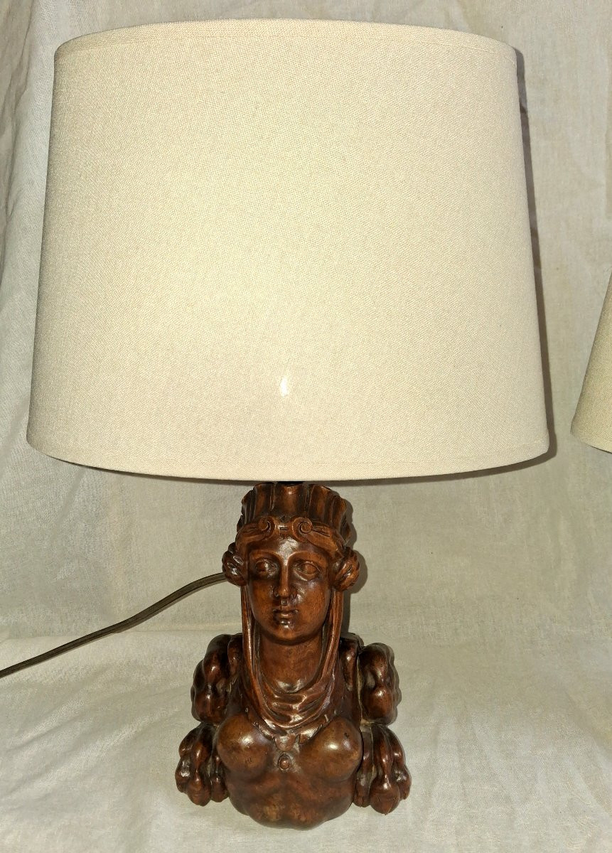 Pair Of Renaissance Carved Wooden Lamps-photo-3