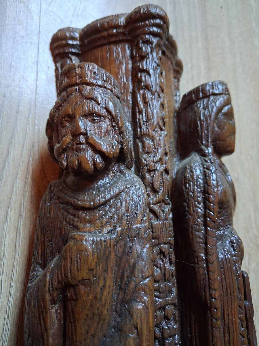 Paire de bois sculpté gothique du XIX-photo-4