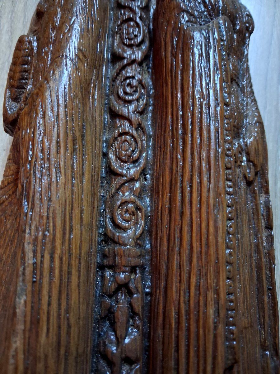 Paire de bois sculpté gothique du XIX-photo-6