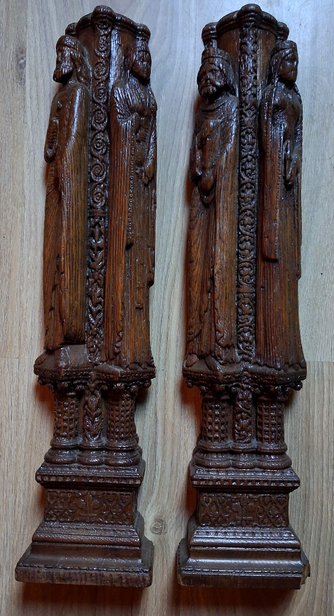 Paire de bois sculpté gothique du XIX