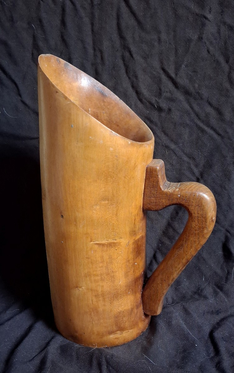 1950¨_60  Pichet brutaliste en bois sculpté