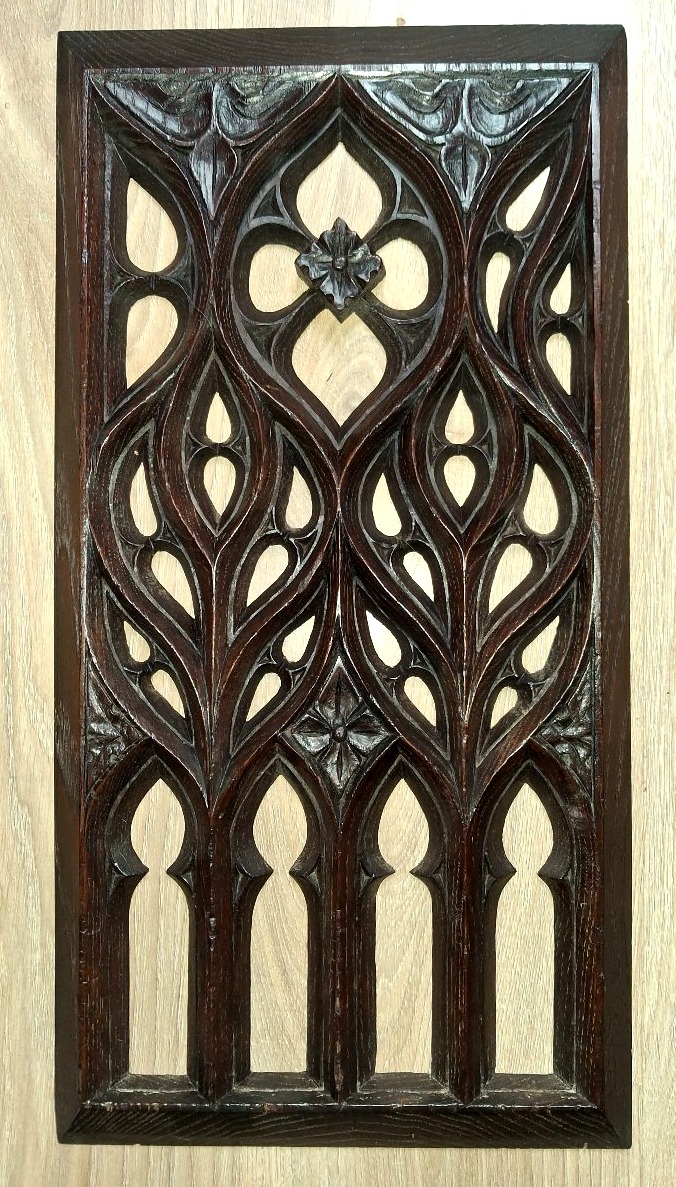 Two Gothic Oak Panels With Openwork Windows From The 19th Century-photo-3