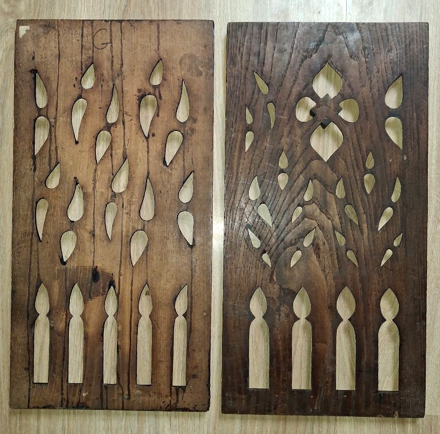Two Gothic Oak Panels With Openwork Windows From The 19th Century-photo-6