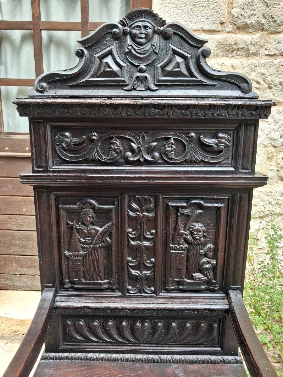 Fauteuil Cathèdre renaissance en chêne du XIX et avant -photo-2