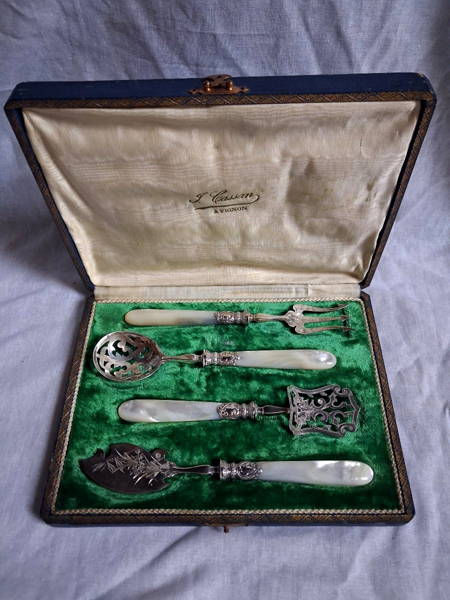 Solid Silver And Mother-of-pearl Dessert Set-photo-1