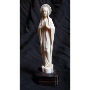 Virgin In Ivory From Dieppe Signed A Revet