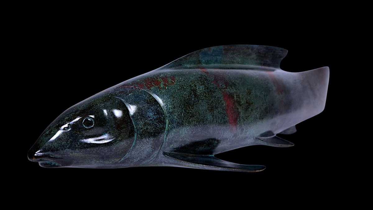 Japanese Bronze By ōta Ryohei: Patinated Bronze Sculpture Depicting A Fish (koi/carp) -photo-2