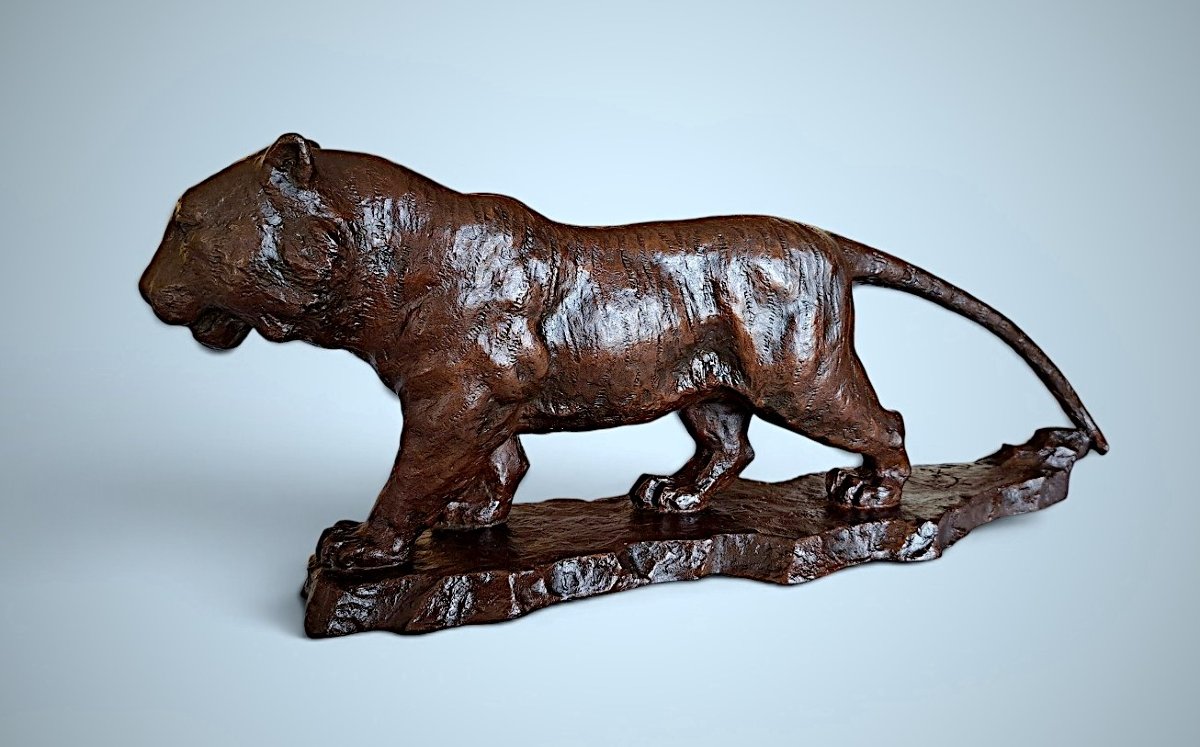 Japanese Bronze By Nakano Shirô (中野四郎): Walking Tiger-photo-4
