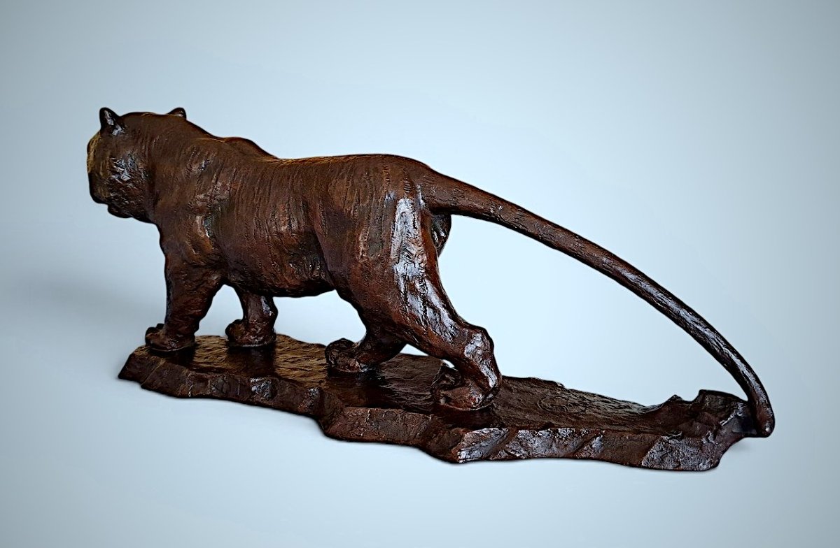 Japanese Bronze By Nakano Shirô (中野四郎): Walking Tiger-photo-4