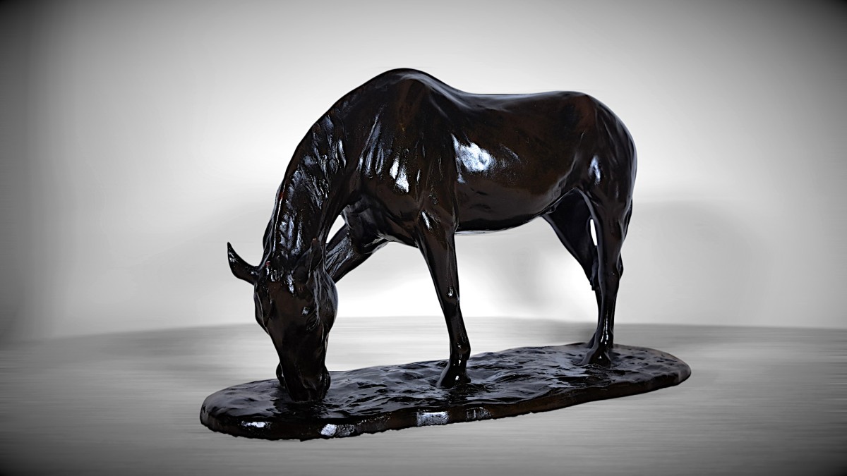 Japanese Bronze Sculpture By Itô Kunio - A Grazing Horse -photo-2