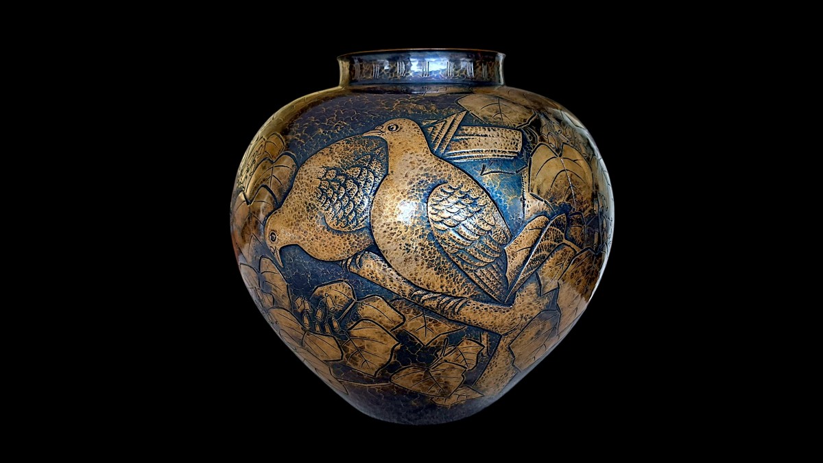 Japanese Hammered Bronze Vase By Gyokusendo: Doves, Branches And Leaves