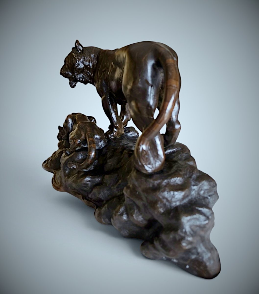 Japanese Bronze Genryusai Seiya - Tiger And Cub By A Rocky Stream-photo-3