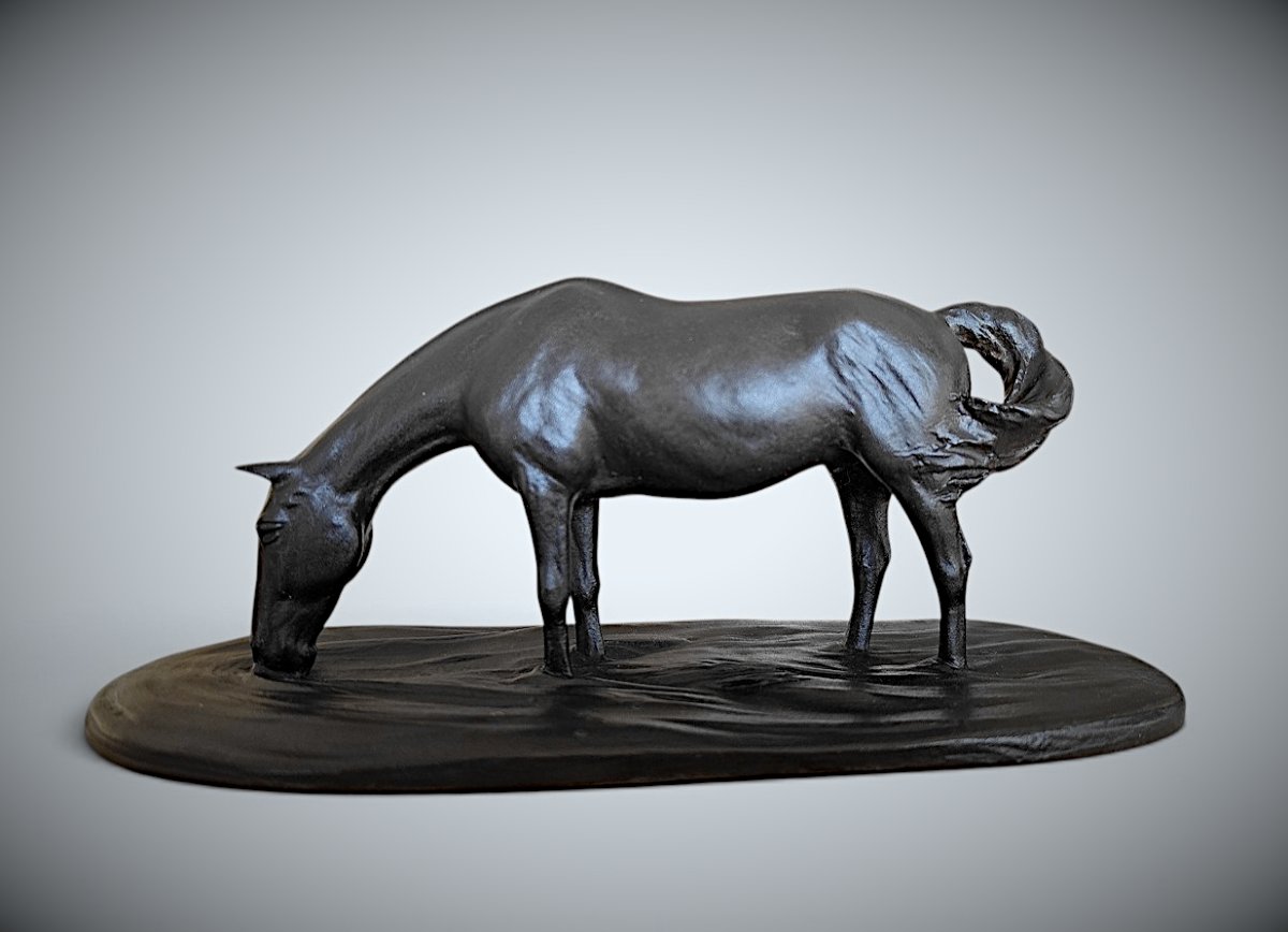 Japanese Bronze By Itō Kunio – Horse Drinking Water