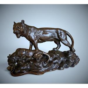 Japanese Bronze Genryusai Seiya - Tiger And Cub By A Rocky Stream