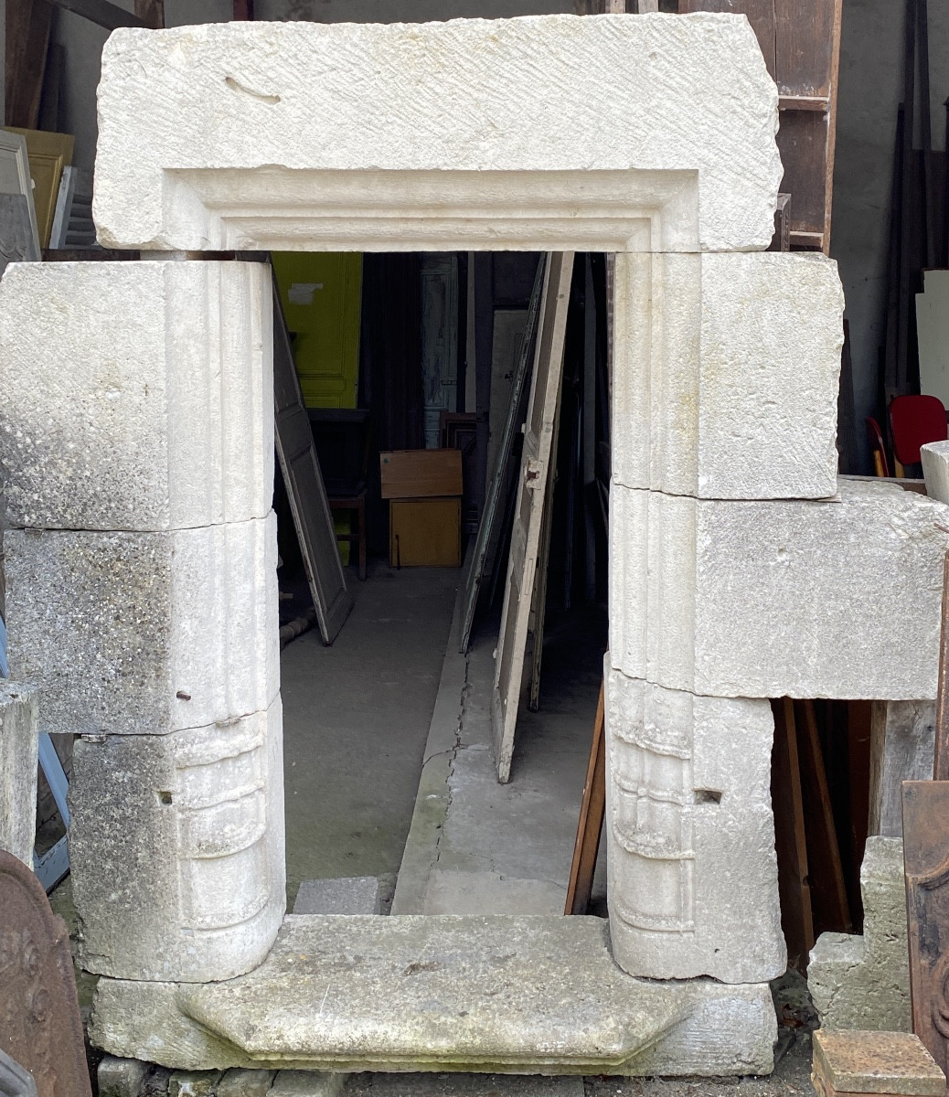 Fenêtre Renaissance en pierre