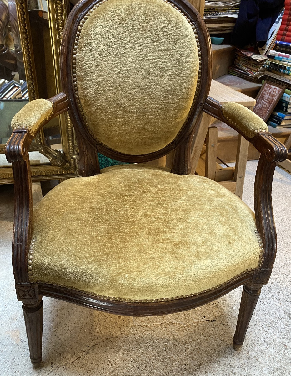paire de fauteuils Louis XVI , garnis velours-photo-2