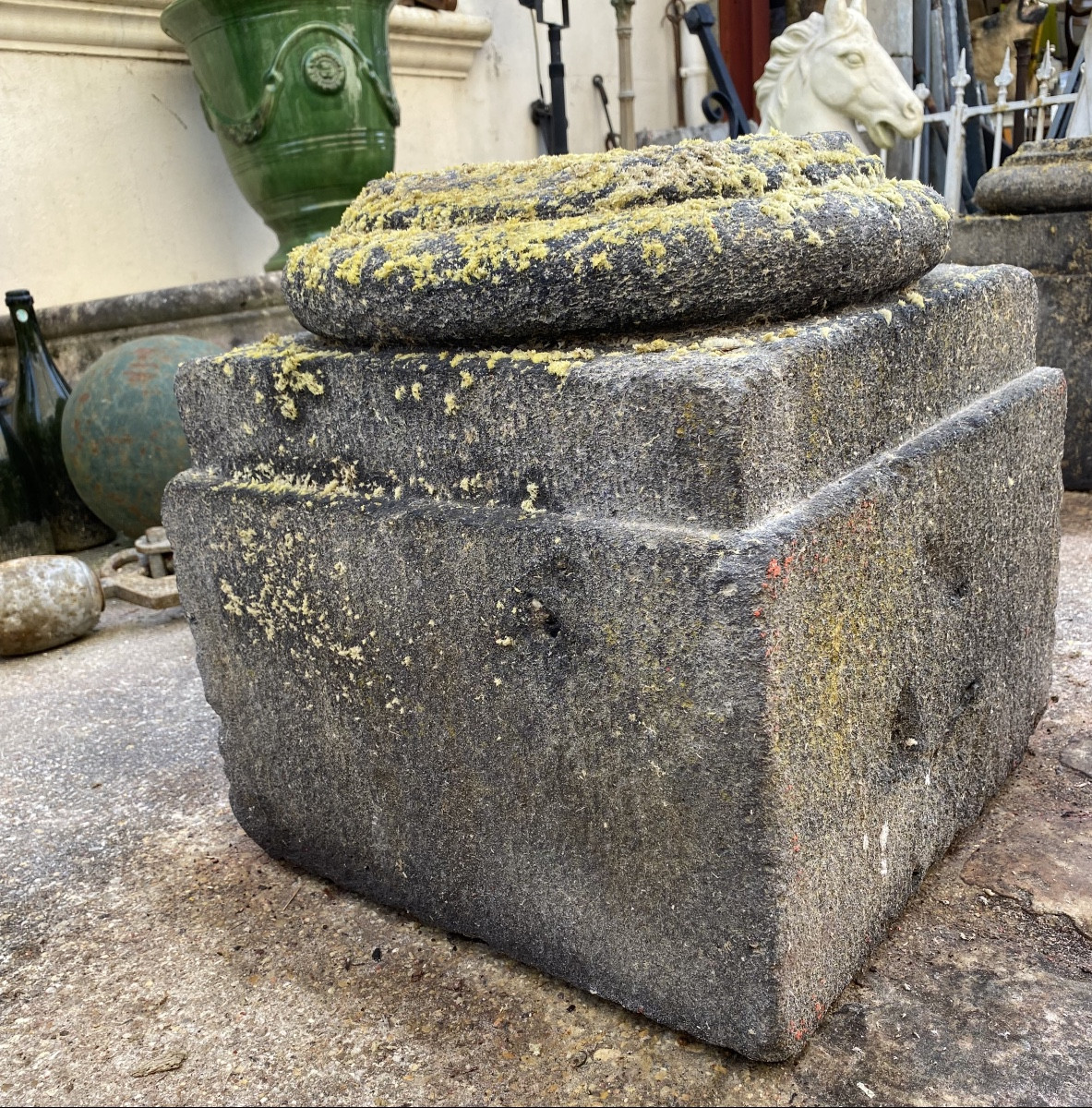 4 socles en pierre-photo-2