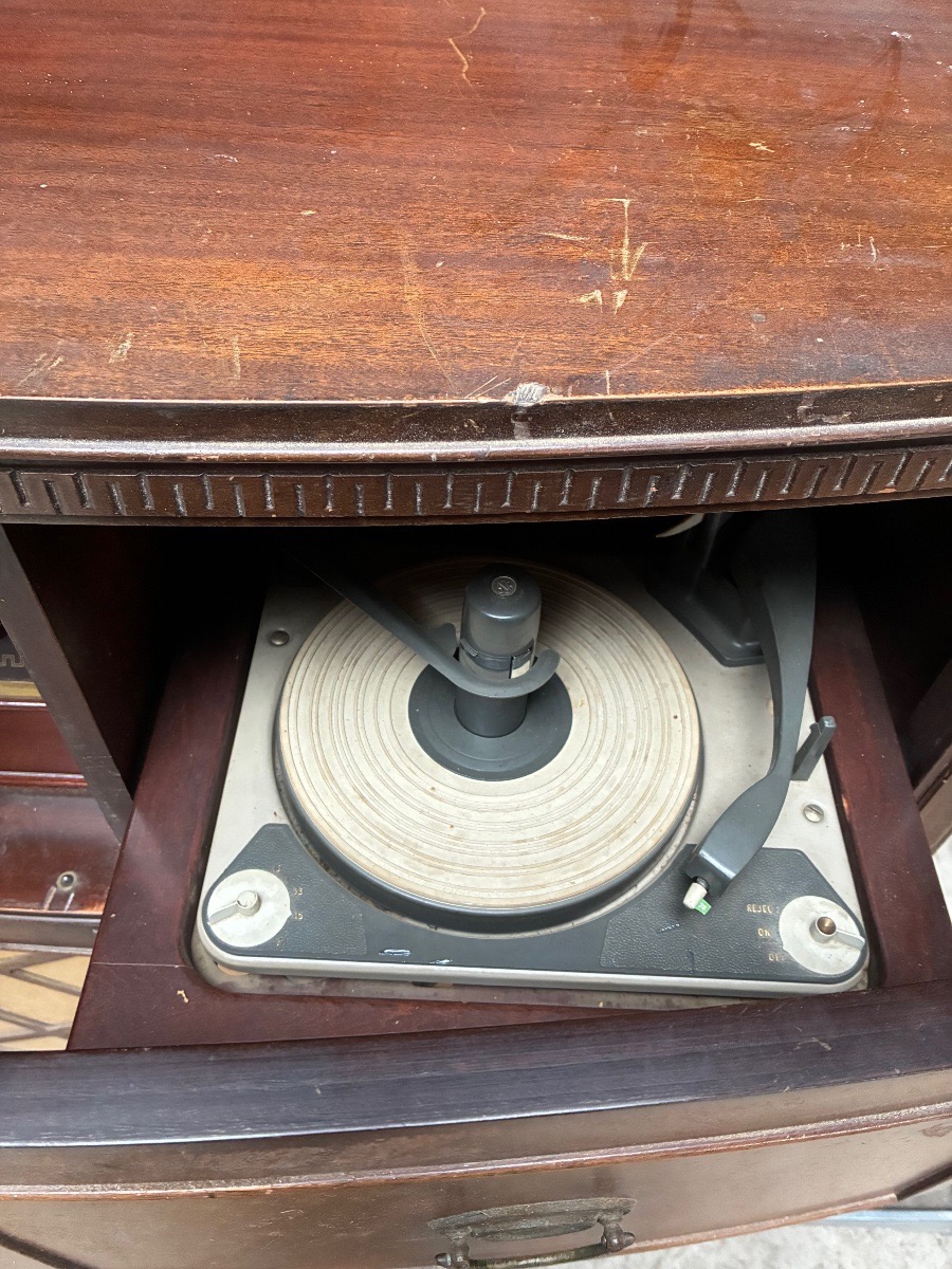 Vintage Westinghouse Console Radio Cabinet-photo-3
