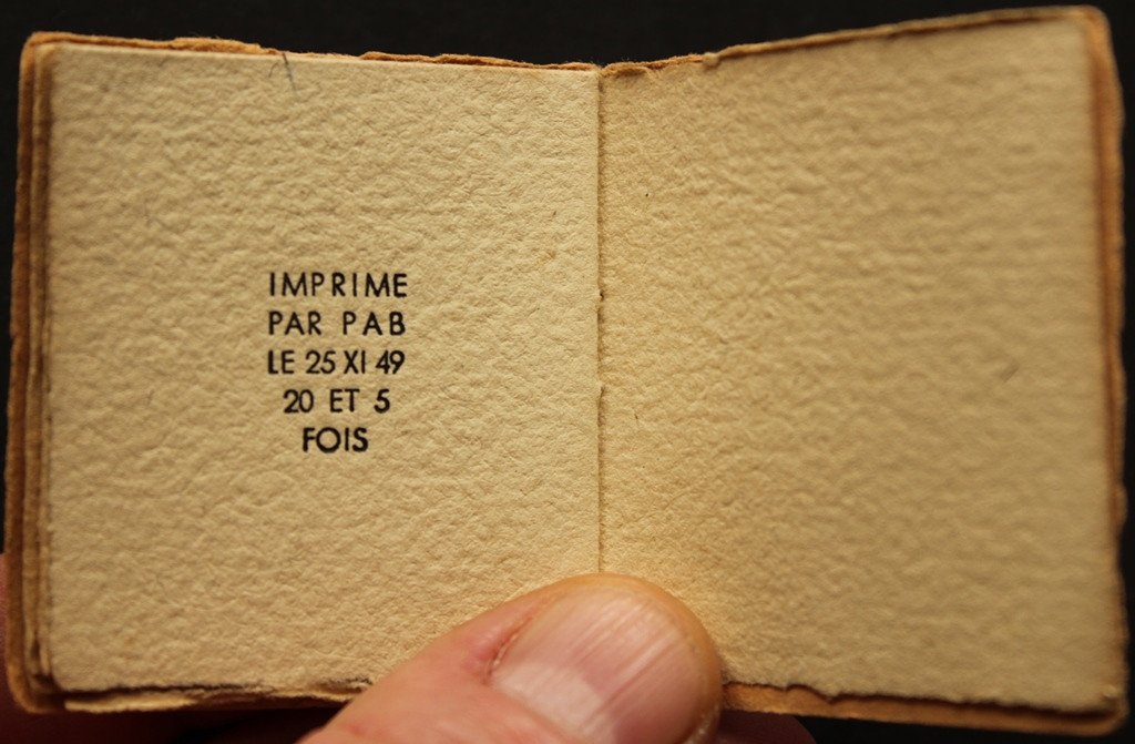 Minuscule Miniature Book éd. PAB William BOTT "Tout dort" traduction de Seuphor Tiré à 25 ex-photo-1