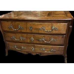 18th Century Chest Of Drawers