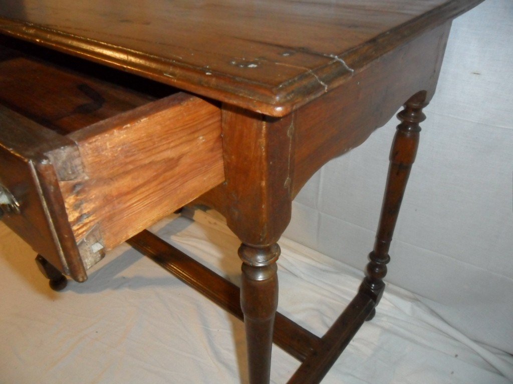 Small Louis XIV Period Table In Walnut-photo-3
