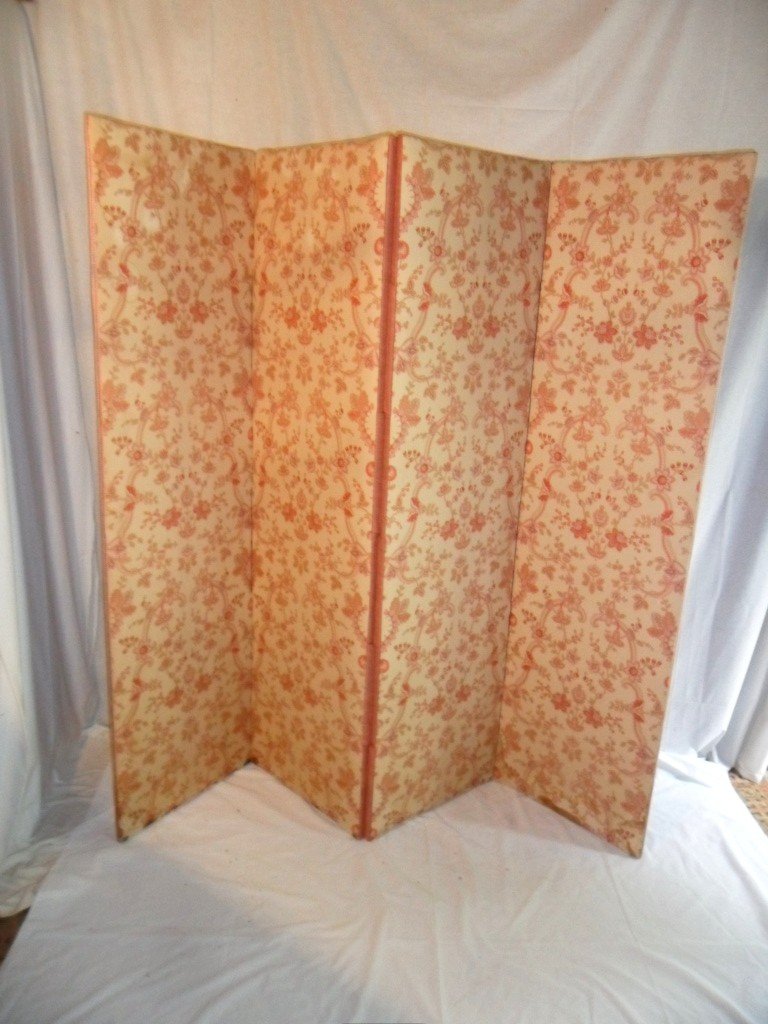 Fabric Screen With Flowers Four Leaves