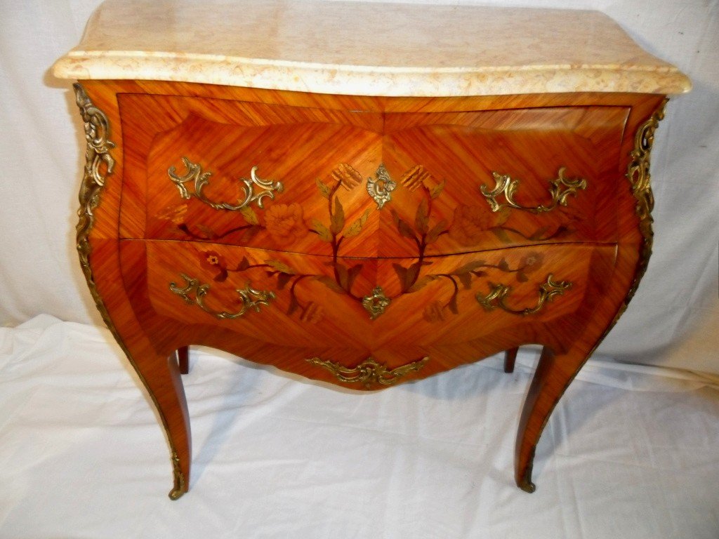 Small Louis XV Style Inlaid Jumping Commode