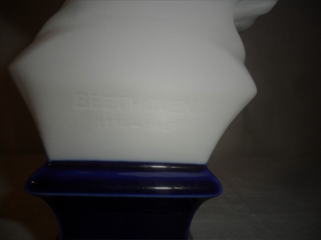 Small Bust Of Beethoven In Limoges Biscuit Porcelain-photo-3