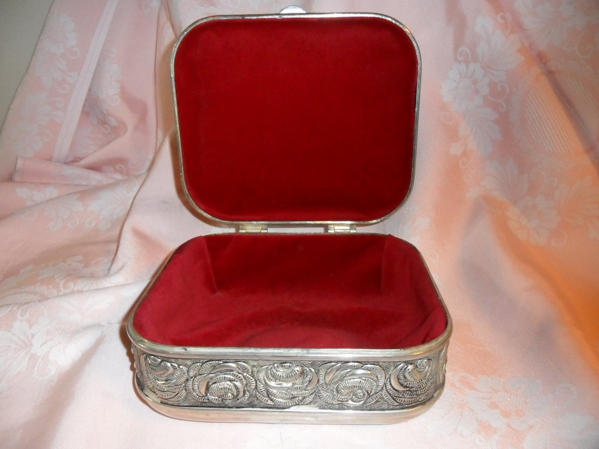 Silver Bronze Art Deco Gift Box-photo-1
