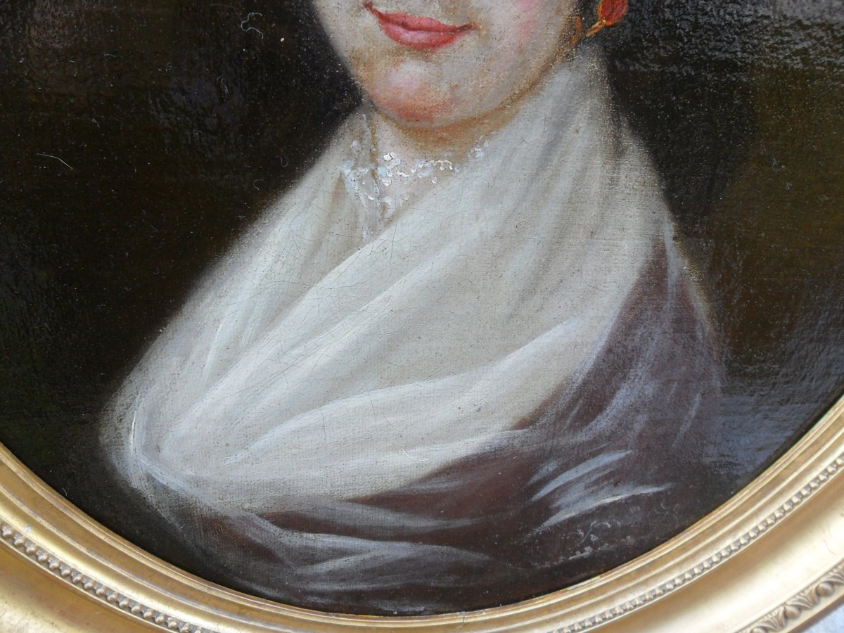 Portrait Of Young Woman Of The 18th-photo-2