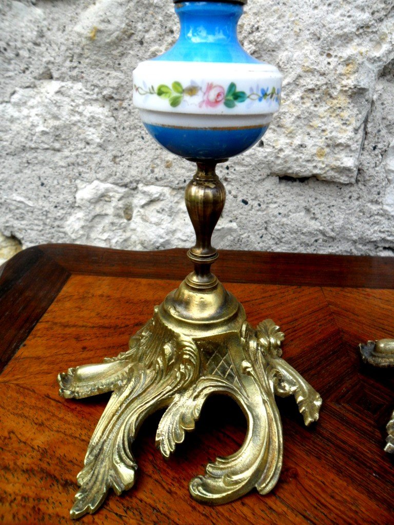 Paire De Bougeoirs De Style Louis XV -photo-3