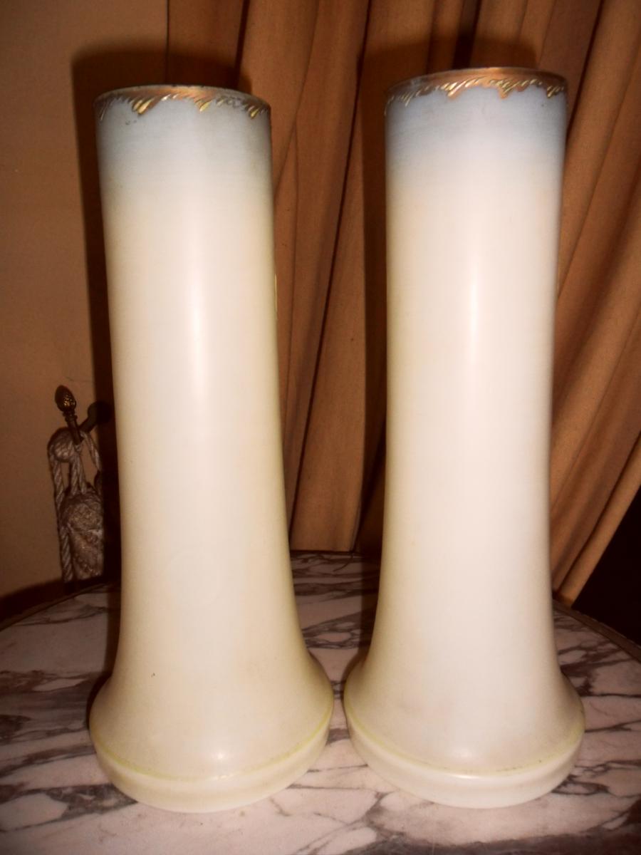 Paire de vases en opaline émaillée-photo-2