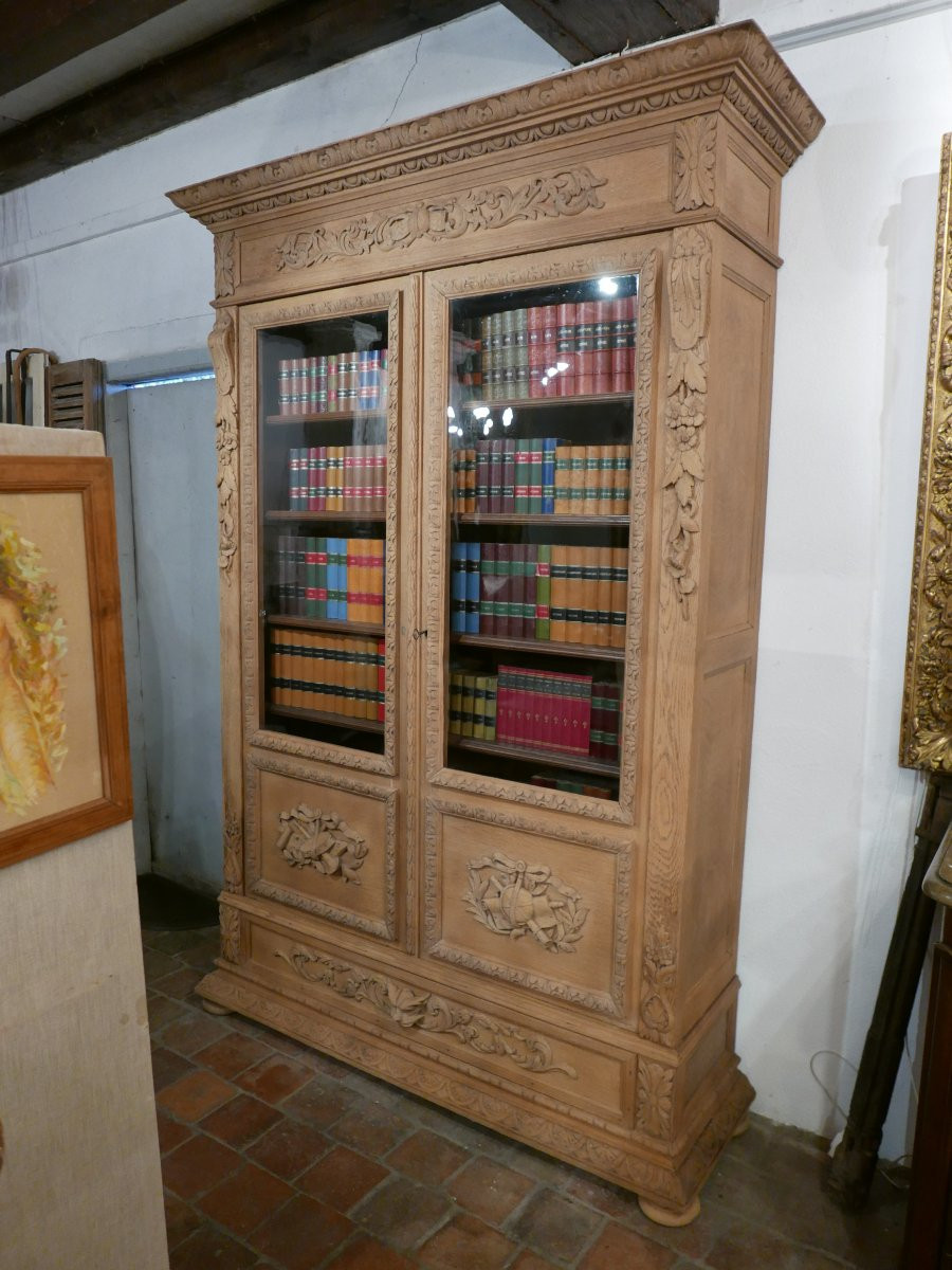 19th Century Renaissance-style Oak Bookcase-photo-4