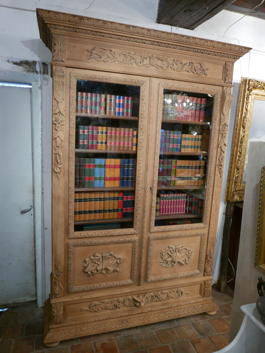 19th Century Renaissance-style Oak Bookcase